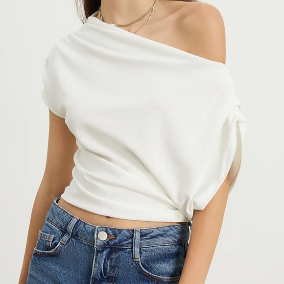 Zara Tops - Zara White Asymmetrical Top
